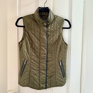 Banana Republic Sage Quilted Vest